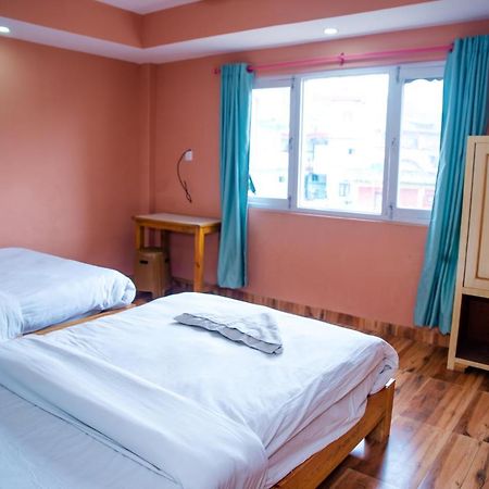 Hotel Olympus Pokhara Luaran gambar